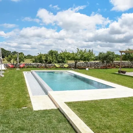Trulli Alma Viva Con Piscina * 奥斯图尼