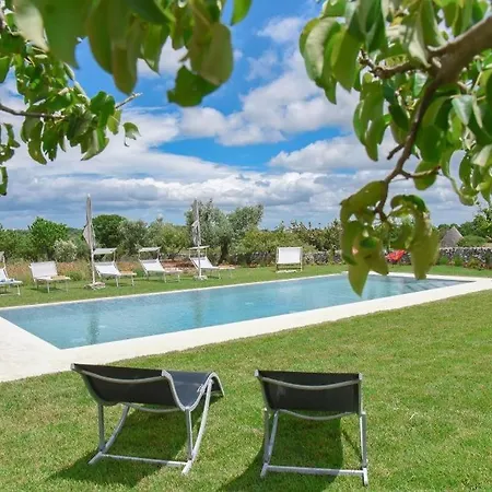 Trulli Alma Viva Con Piscina * 奥斯图尼