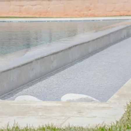 别墅 Trulli Alma Viva Con Piscina